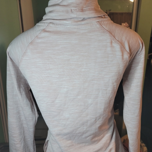 Kyodan outdoor pink cowl neck pullover - Picture 15 of 15